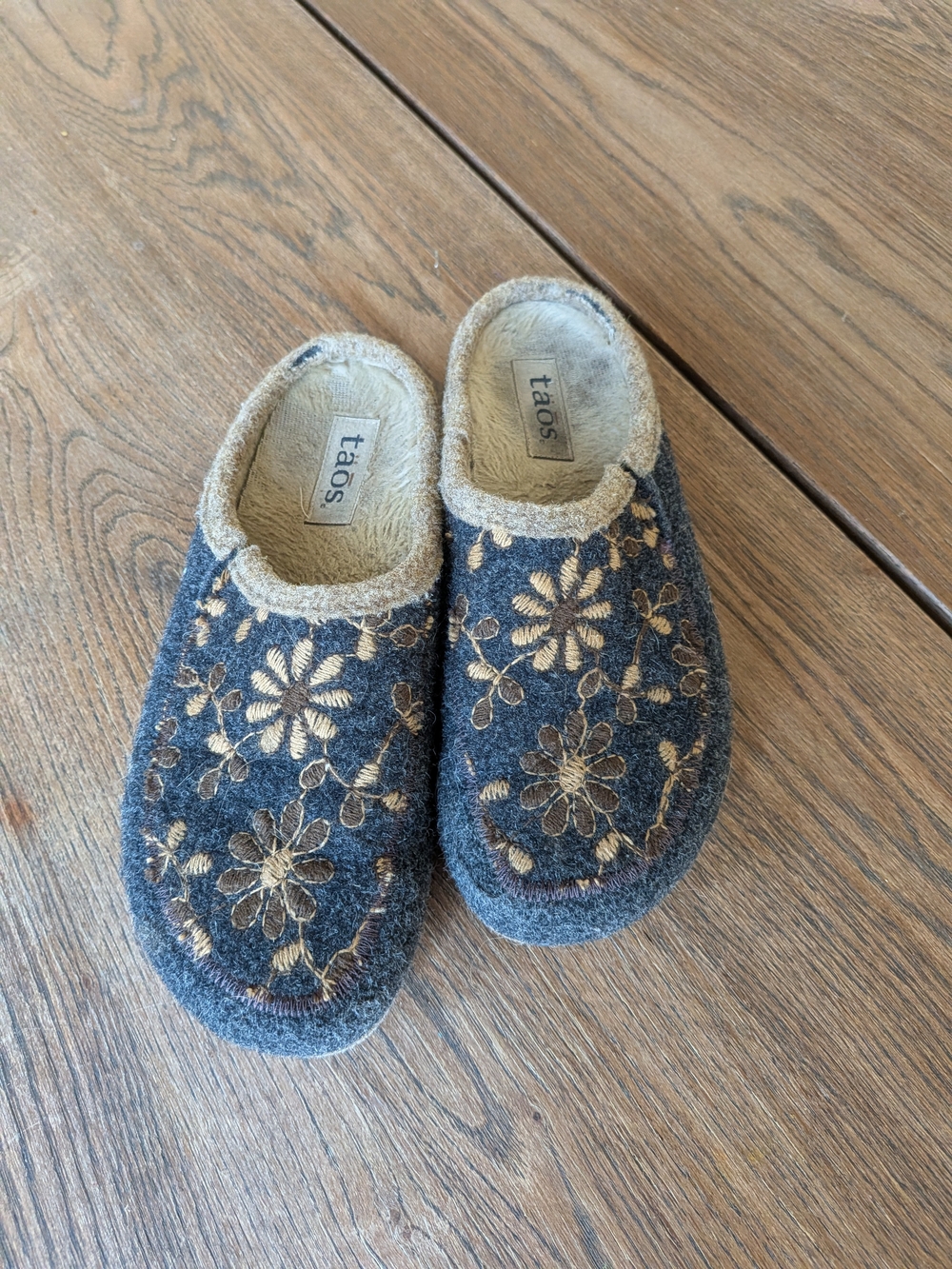 Taos Women's Woolderness 2 Floral Indoor/Outdoor Clogs Slip On Slippers Size 40